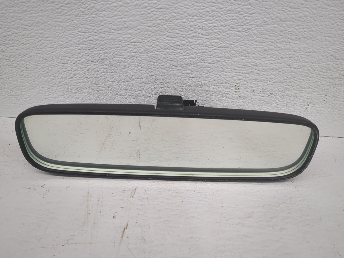 2004-2017 Mitsubishi Outlander Interior Rear View Mirror Replacement OEM P/N:E4 022197 A047171 Fits OEM Used Auto Parts - Oe