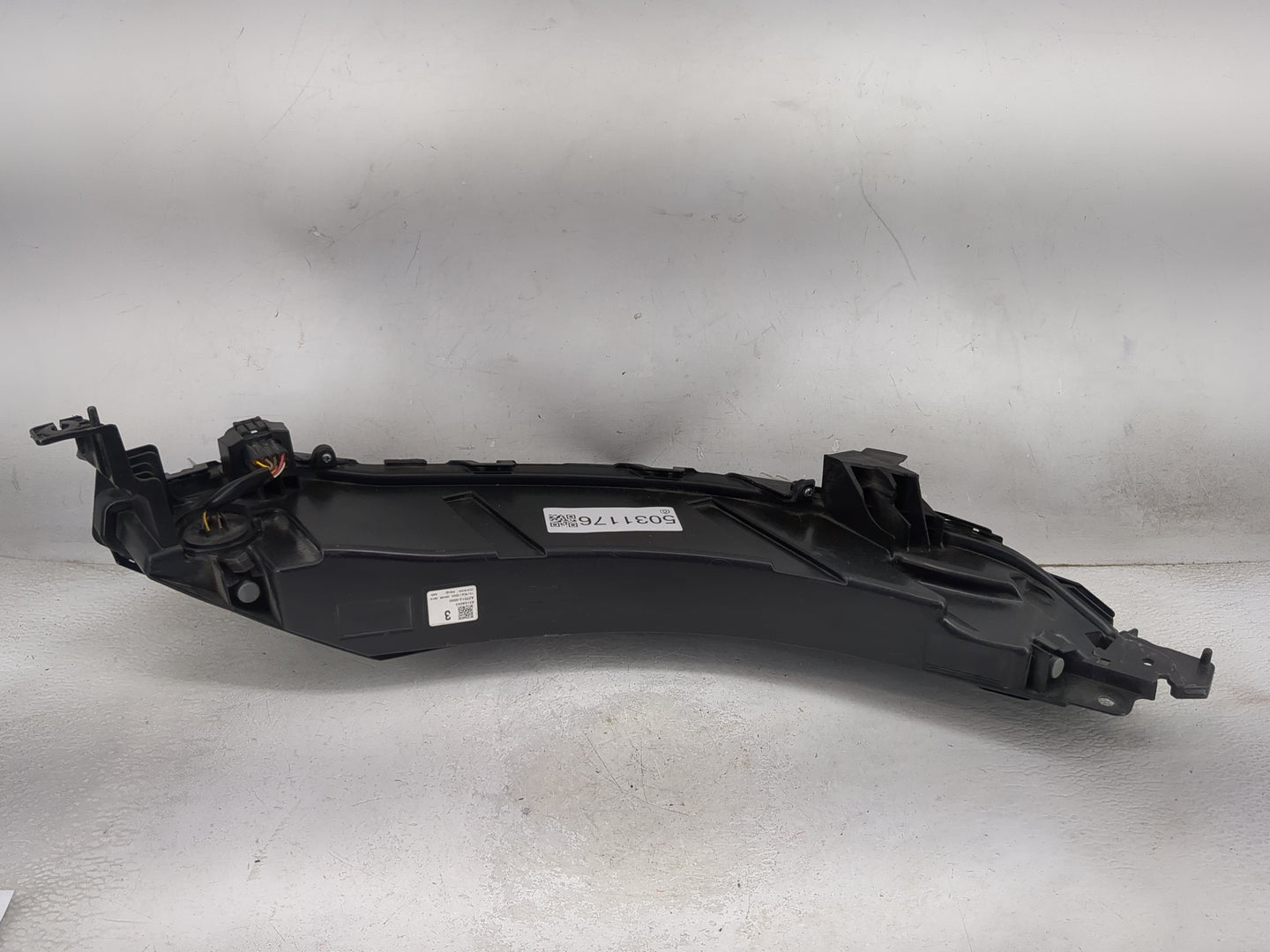 2022-2022 Mitsubishi Outlander Driver Left Oem Front Light Lamp Black - Oemusedautoparts1.com