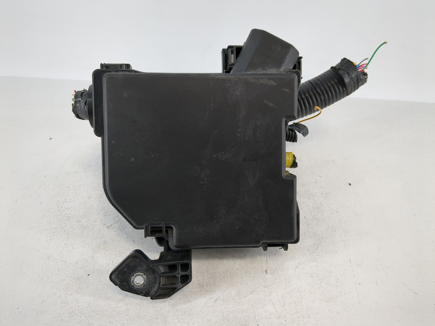2019-2022 Nissan Altima Fusebox Fuse Box Panel Relay Module Fits Fits 2019 2020 2021 2022 OEM Used Auto Parts - Oemusedautop