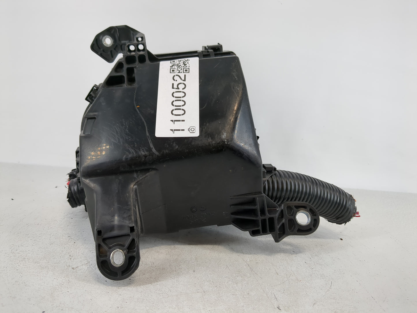 2019-2022 Nissan Altima Fusebox Fuse Box Panel Relay Module Fits Fits 2019 2020 2021 2022 OEM Used Auto Parts - Oemusedautop