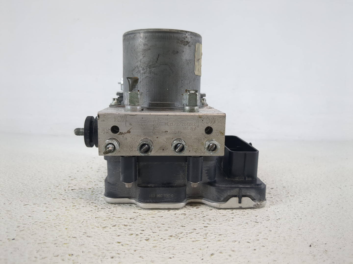 2023 Nissan Altima ABS Pump Control Module Replacement P/N:231027/1/2563 970 298, 47660 6AL0A Fits OEM Used Auto Parts - Oem