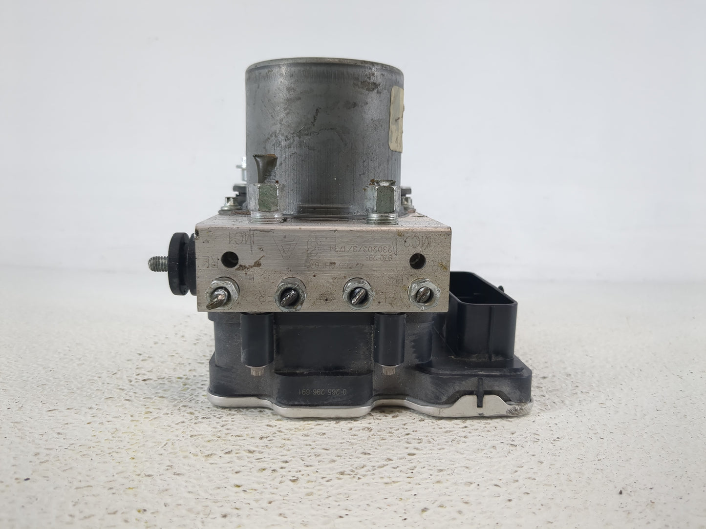 2023 Nissan Altima ABS Pump Control Module Replacement P/N:231027/1/2563 970 298, 47660 6AL0A Fits OEM Used Auto Parts - Oem