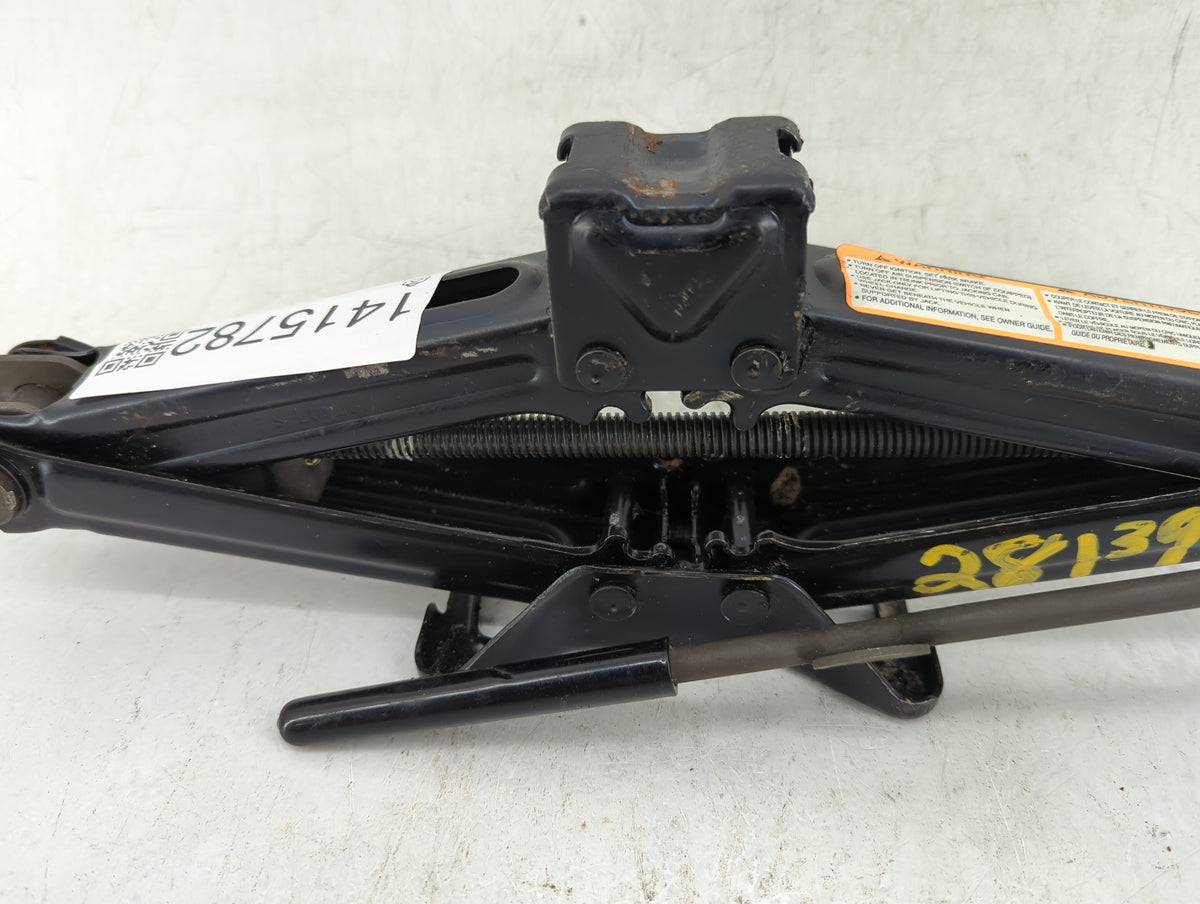 2023 Nissan Altima Spare Scissor Car Jack 1415782 - Oemusedautoparts1.com