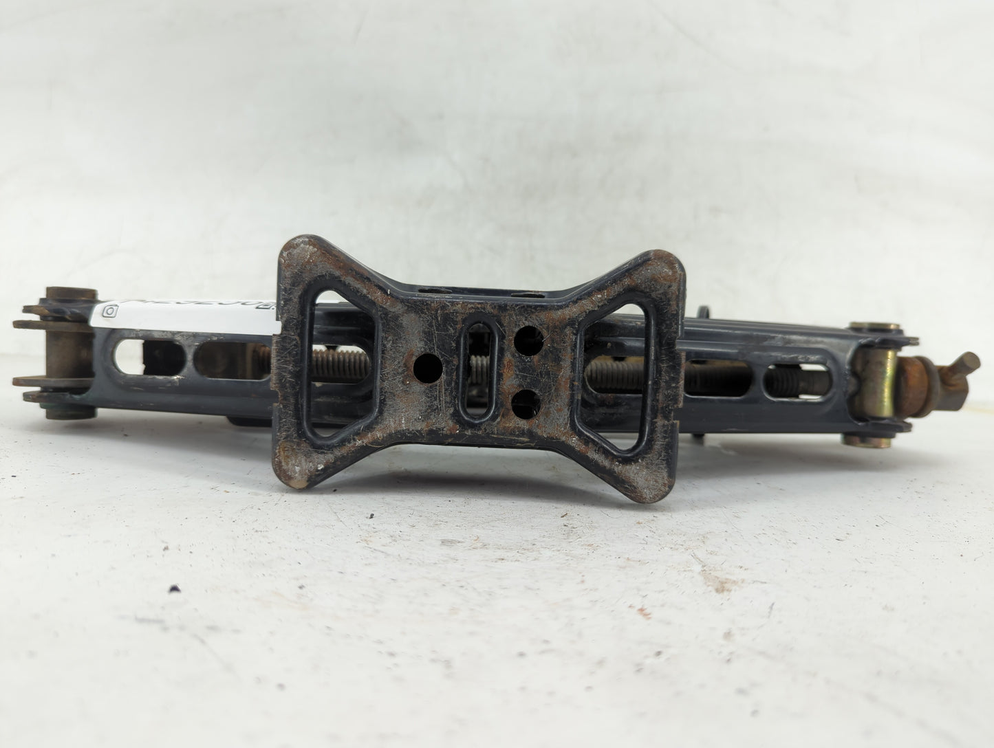 2023 Nissan Altima Spare Scissor Car Jack - Oemusedautoparts1.com