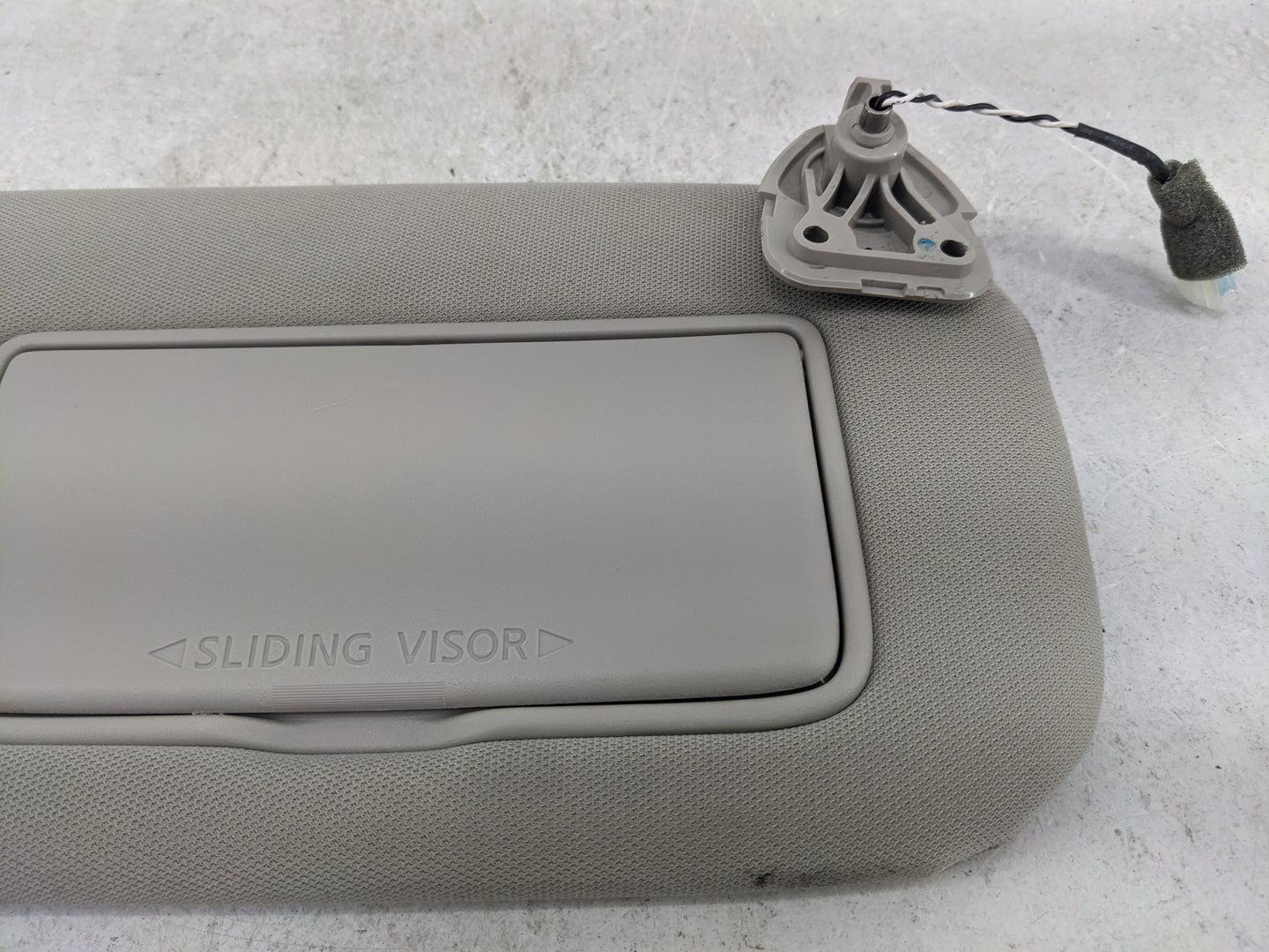 2021-2022 Nissan Altima Sun Visor Shade Replacement Passenger Right Mirror Fits Fits 2021 2022 OEM Used Auto Parts - Oemused