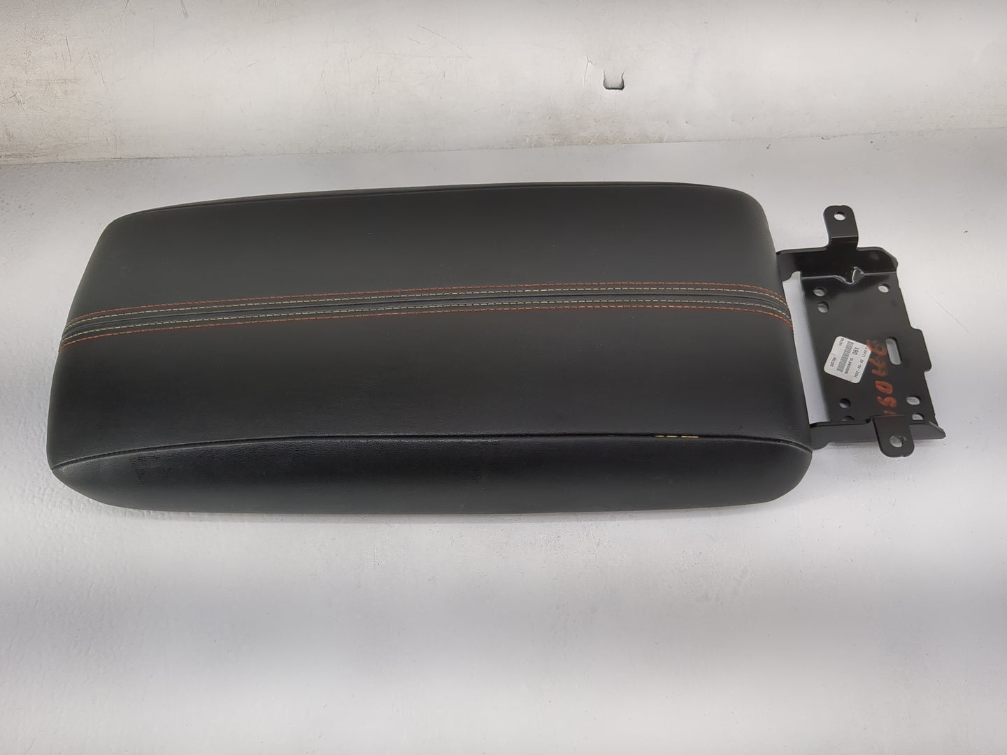 2019-2022 Nissan Altima Center Console Armrest Cover Lid P/N:969209HF1D Fits Fits 2019 2020 2021 2022 OEM Used Auto Parts - 
