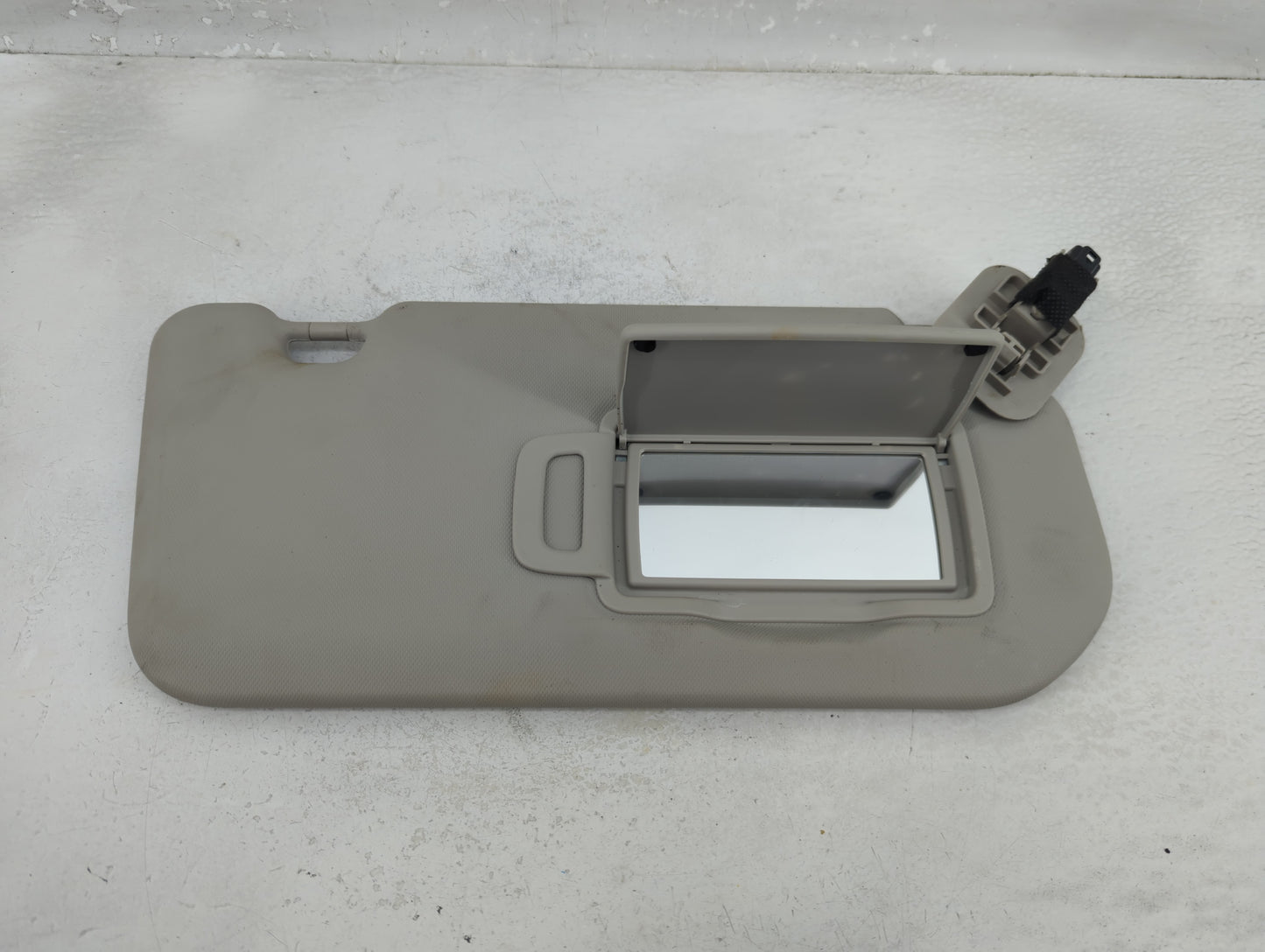 2023 Nissan Ariya Sun Visor Shade Replacement Passenger Right Mirror Fits OEM Used Auto Parts - Oemusedautoparts1.com