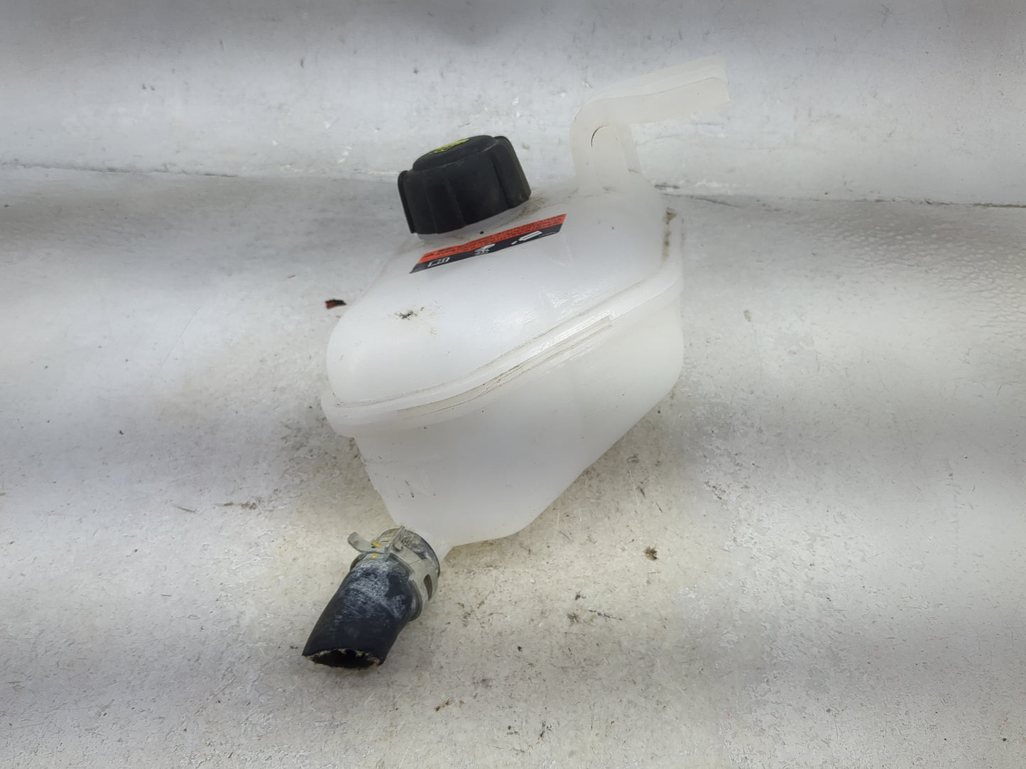 2023 Nissan Ariya Radiator Coolant Overflow Expansion Tank Bottle - Oemusedautoparts1.com