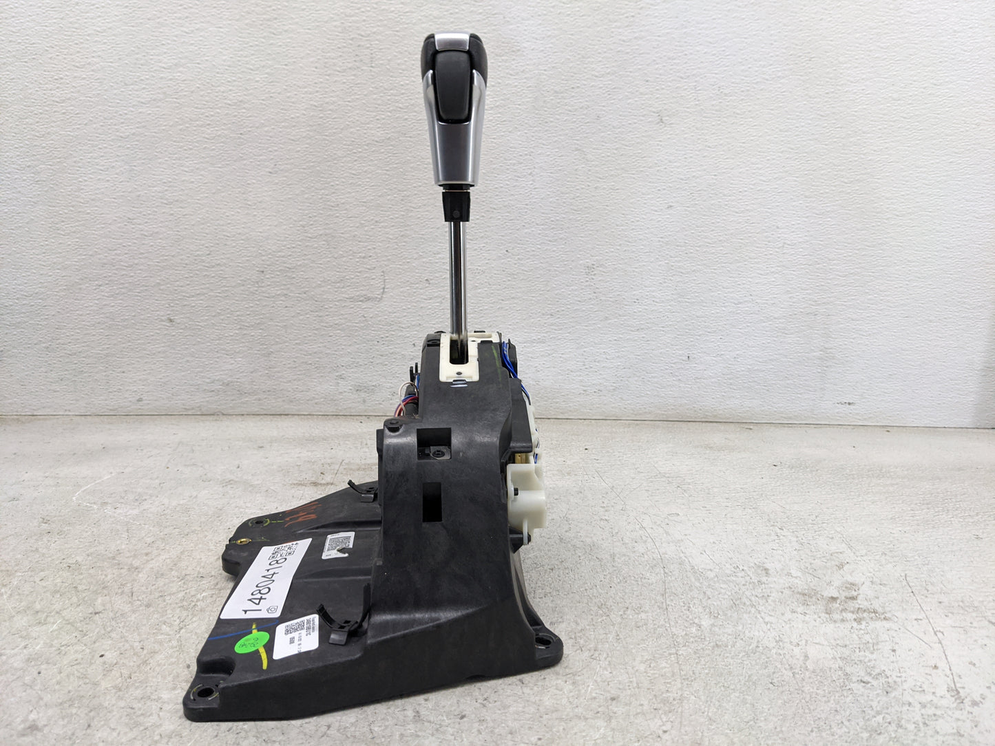 2023 Nissan Frontier Floor Console Assembly Shifter - Oemusedautoparts1.com