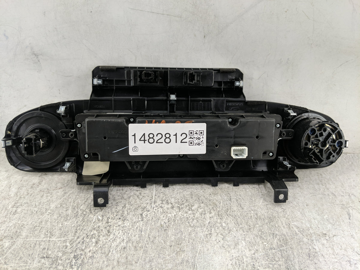 2023 Nissan Frontier Climate Control Module Temperature AC/Heater Replacement P/N:27500 EZ10C Fits OEM Used Auto Parts - Oem