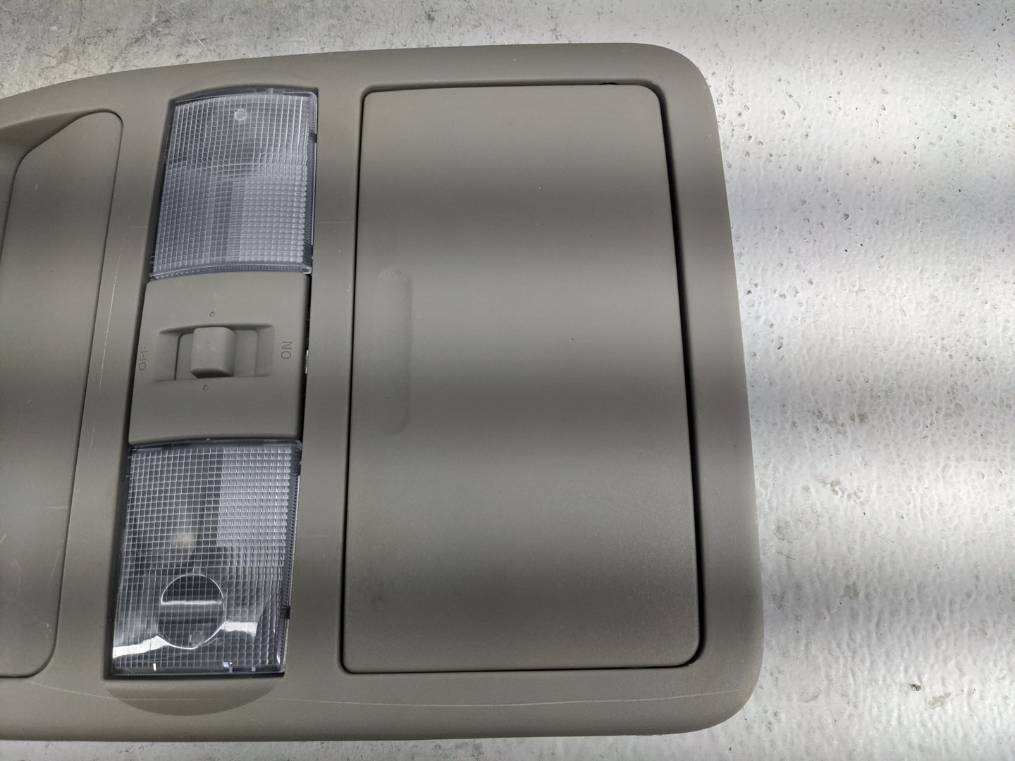 2023 Nissan Frontier Overhead Roof Console Tan - Oemusedautoparts1.com