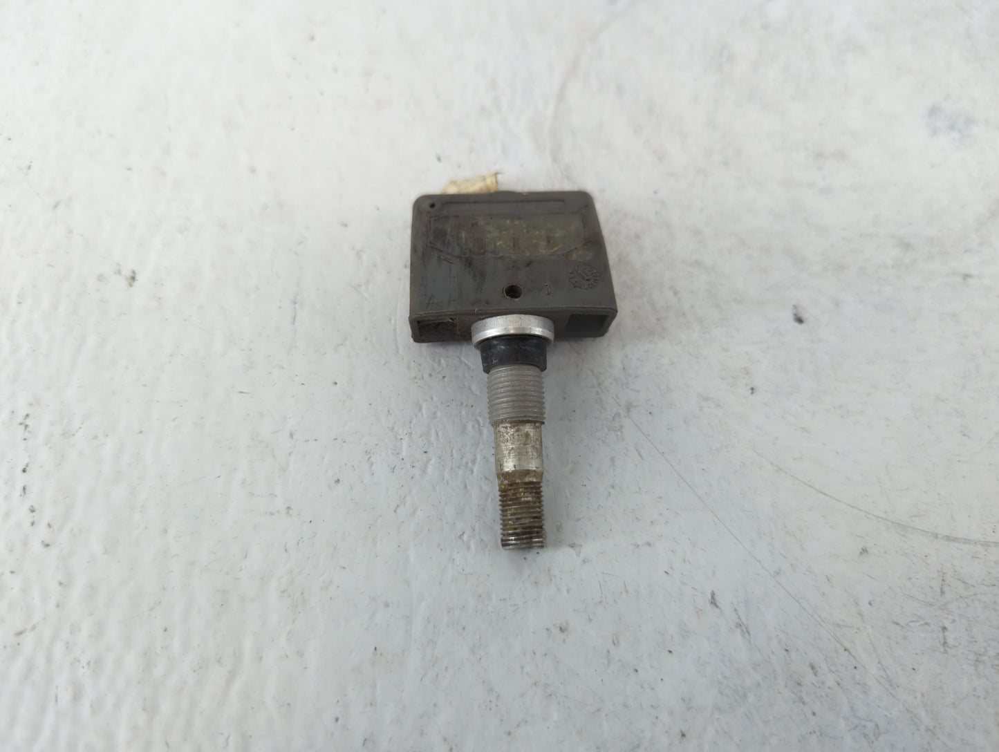 2023 Nissan Gt-r Tire Pressure Monitoring System Sensor Tpms - Oemusedautoparts1.com