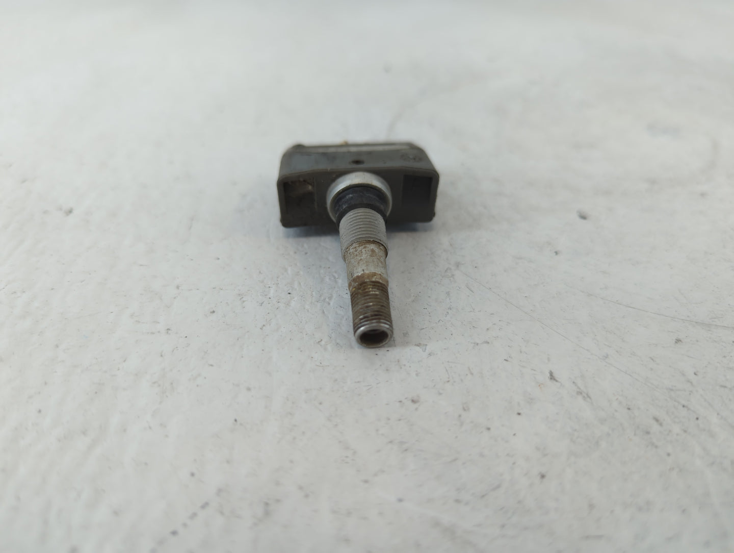 2023 Nissan Gt-r Tire Pressure Monitoring System Sensor Tpms - Oemusedautoparts1.com