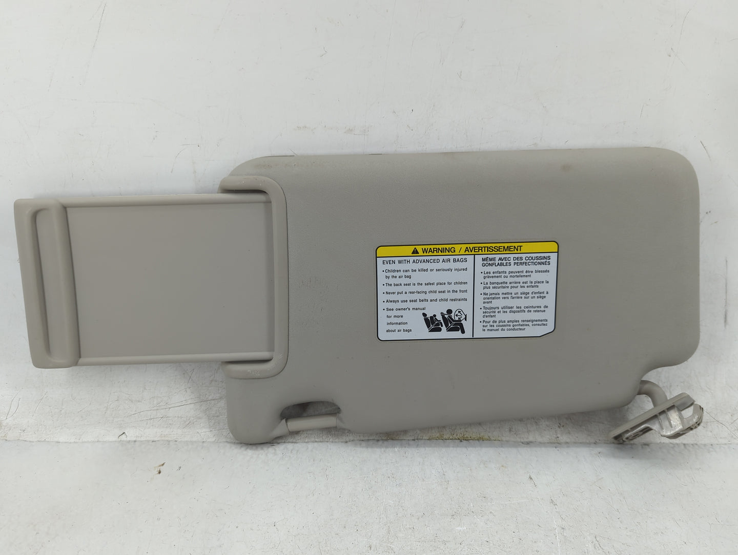 2018-2021 Nissan Kicks Sun Visor Shade Replacement Passenger Right Mirror Fits Fits 2018 2019 2020 2021 OEM Used Auto Parts 