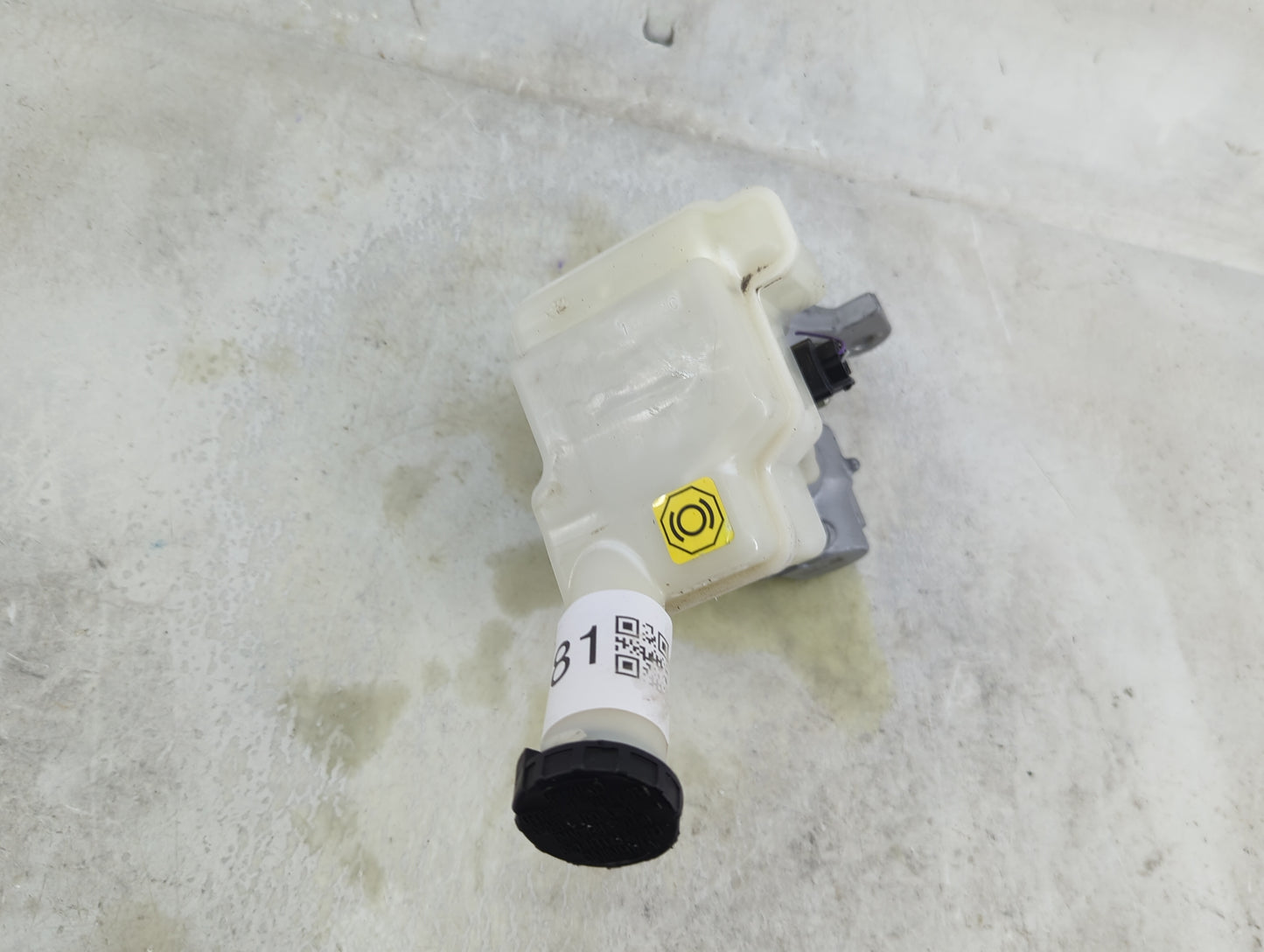 2021-2021 Nissan Kicks Brake Master Cylinder 1490581 - Oemusedautoparts1.com