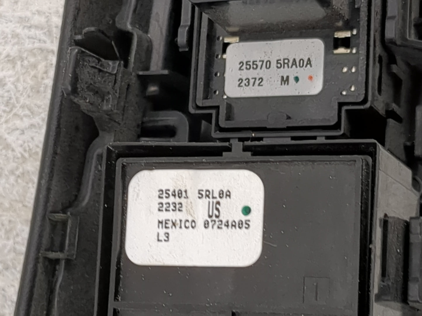 2018-2021 Nissan Kicks Master Power Window Switch Replacement Driver Side Left P/N:25401 5RL0A 25570 5RA0A Fits OEM Used Aut