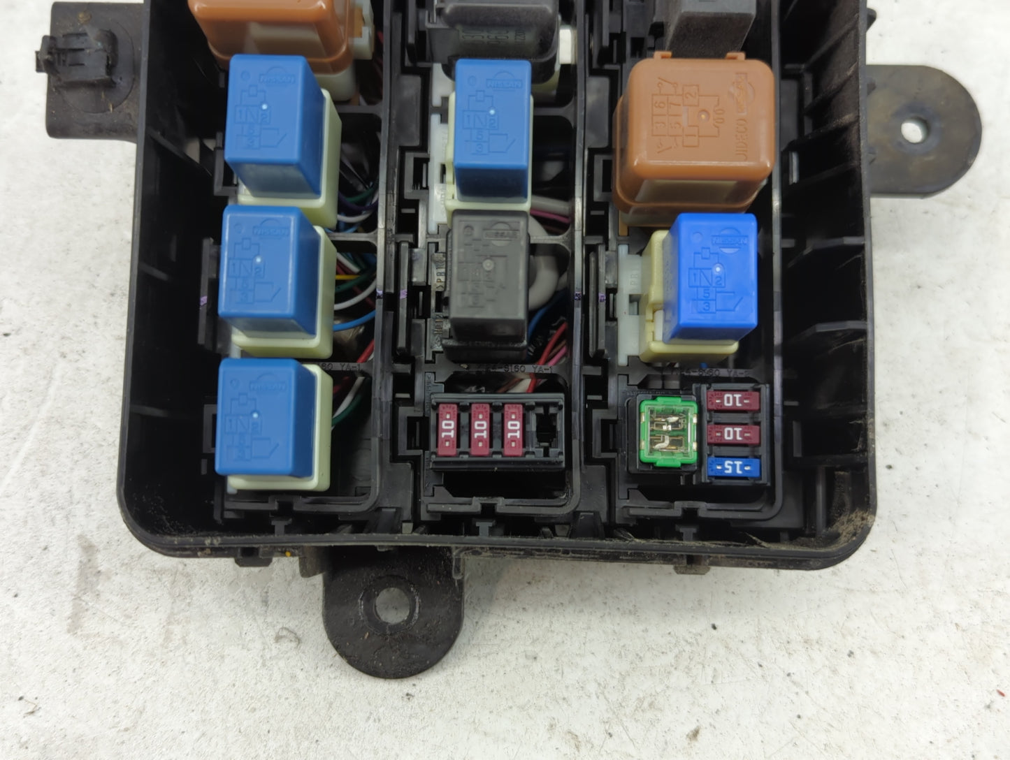 2018-2021 Nissan Leaf Fusebox Fuse Box Panel Relay Module Fits Fits 2018 2019 2020 2021 OEM Used Auto Parts - Oemusedautopar