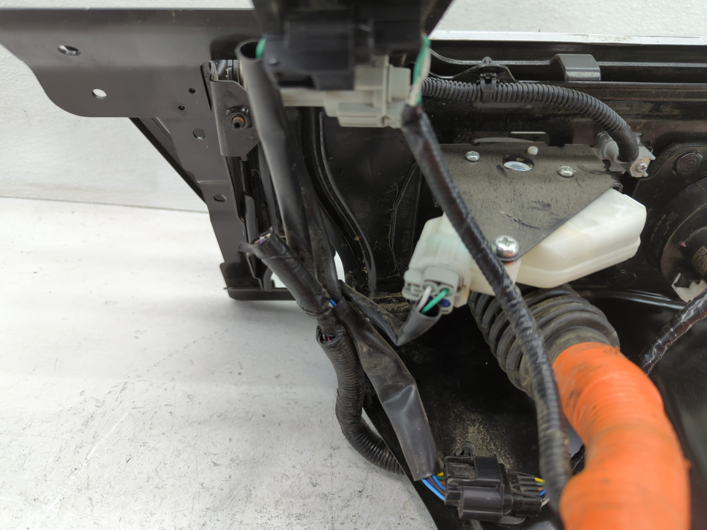 2019-2021 Nissan Leaf Hybrid DC Synergy Drive Power Inverter Fits Fits 2019 2020 2021 OEM Used Auto Parts - Oemusedautoparts