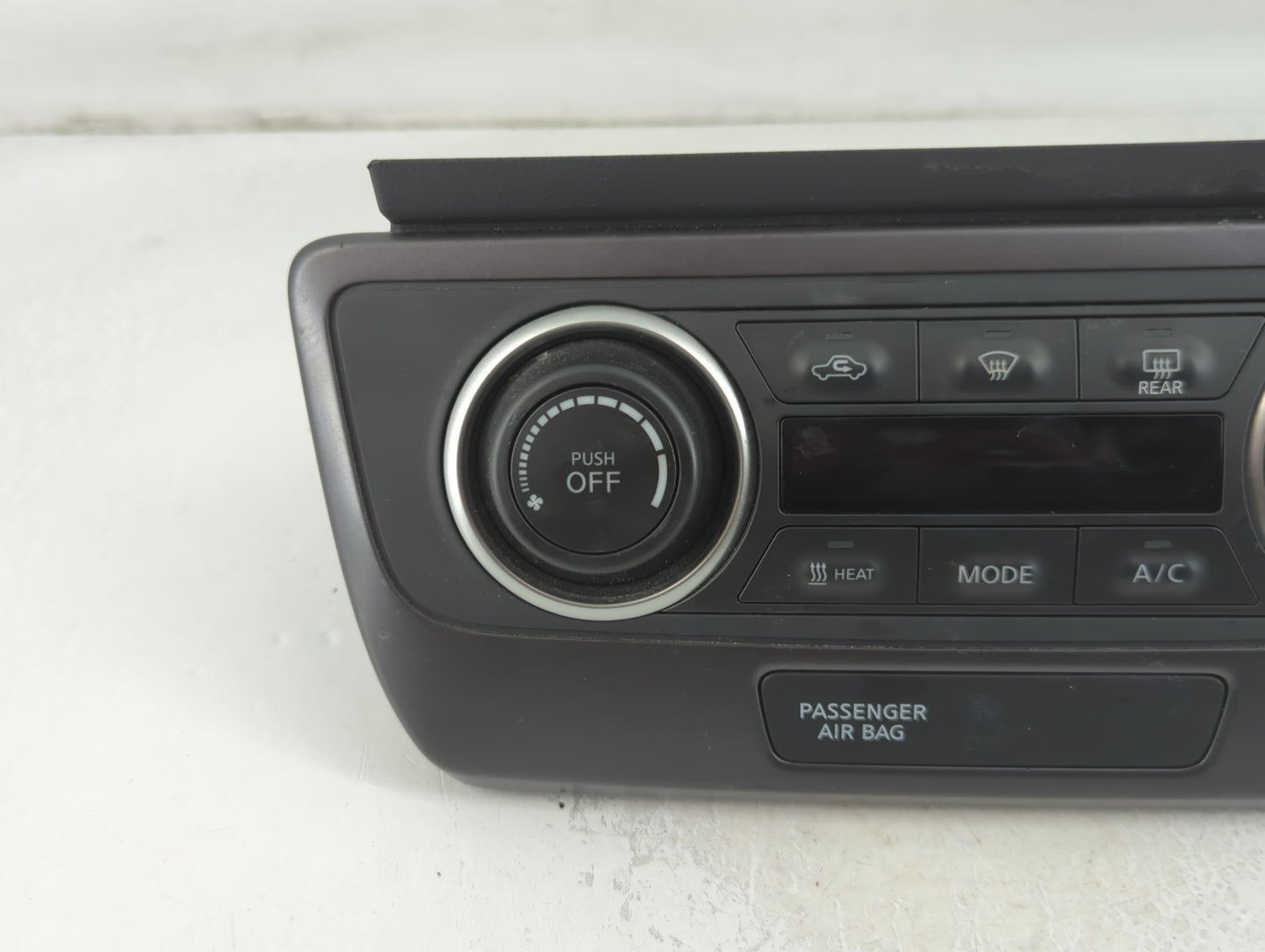 2021 Nissan Leaf Climate Control Module Temperature AC/Heater Replacement P/N:27500 6WK4A Fits OEM Used Auto Parts - Oemused