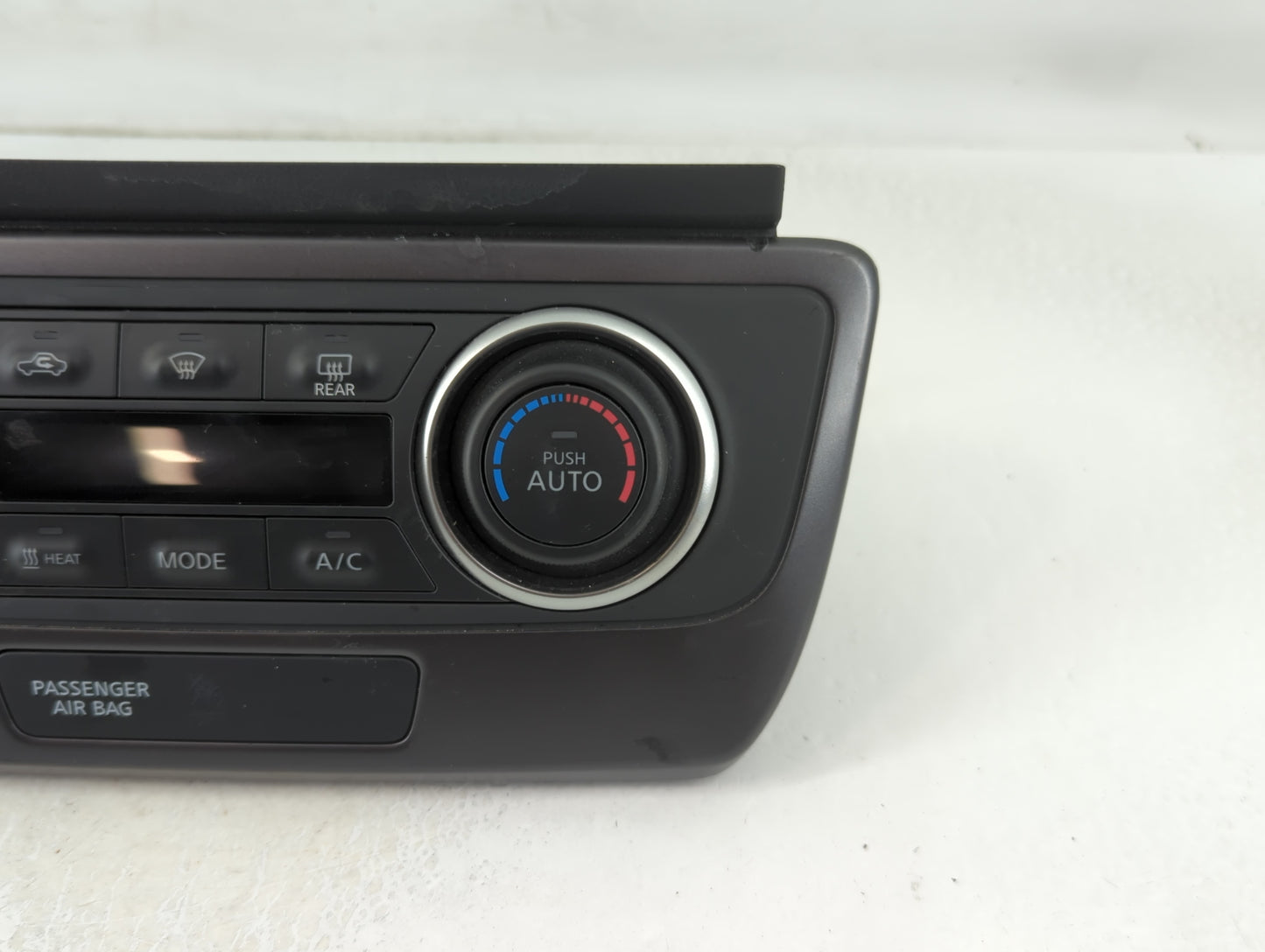 2021 Nissan Leaf Climate Control Module Temperature AC/Heater Replacement P/N:27500 6WK4A Fits OEM Used Auto Parts - Oemused