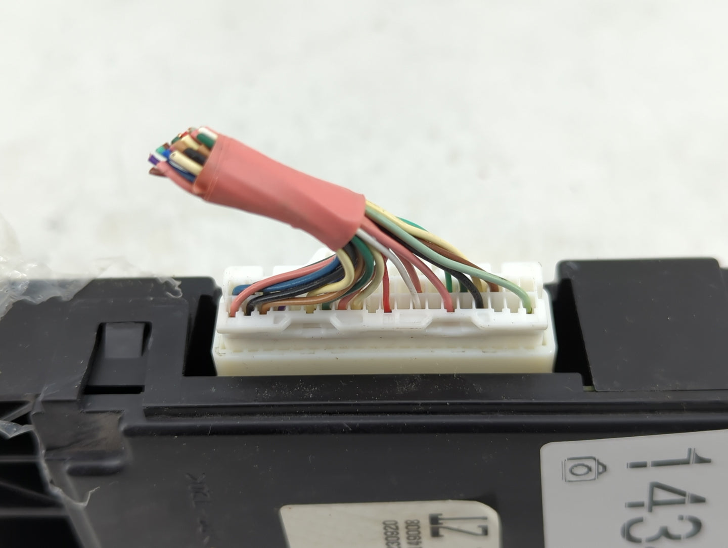 2019-2021 Nissan Maxima Temperature Control Module 277609dj1b - Oemusedautoparts1.com