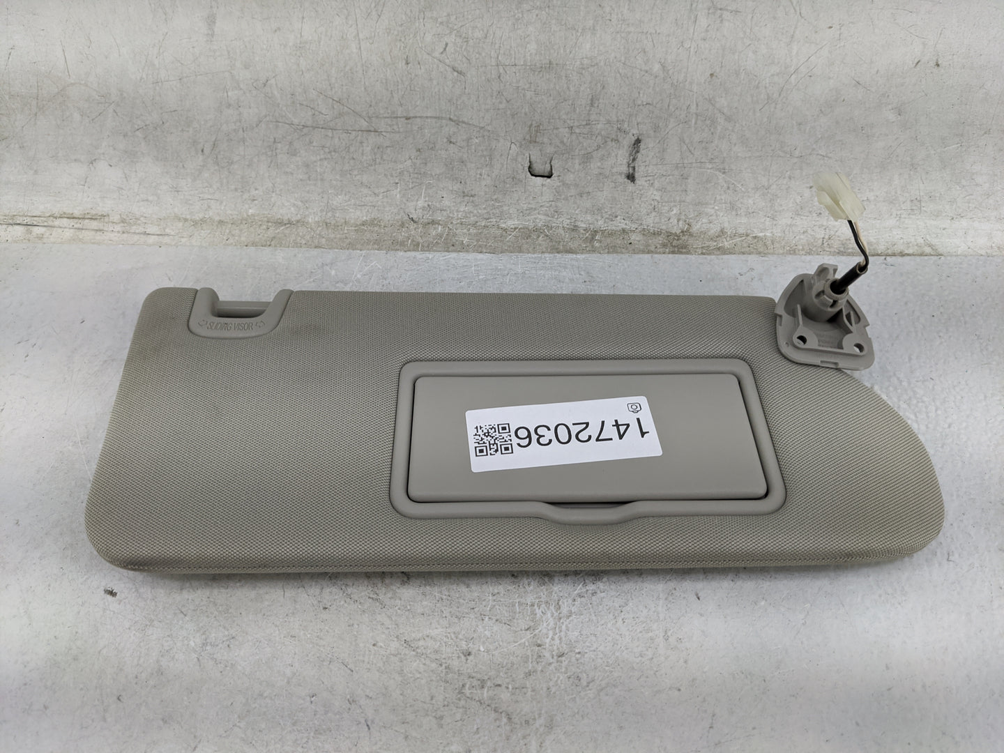 2019-2022 Nissan Murano Sun Visor Shade Replacement Passenger Right Mirror Fits Fits 2019 2020 2021 2022 OEM Used Auto Parts