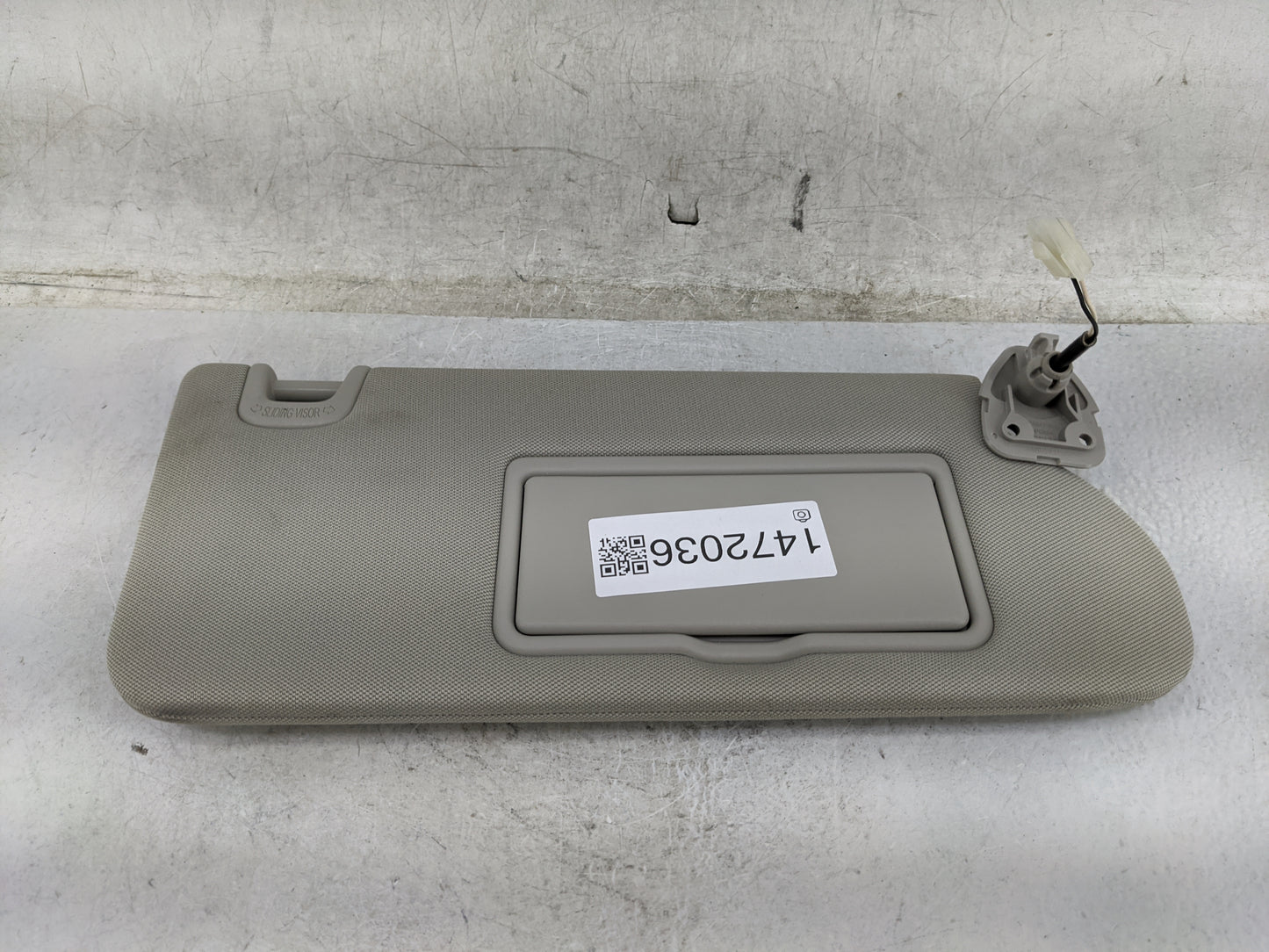 2019-2022 Nissan Murano Sun Visor Shade Replacement Passenger Right Mirror Fits Fits 2019 2020 2021 2022 OEM Used Auto Parts