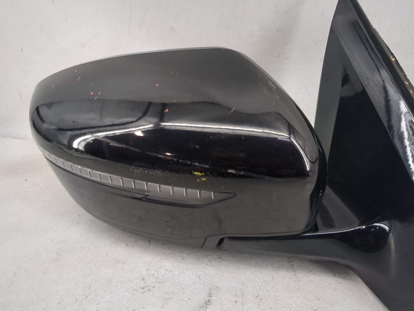 2017-2022 Nissan Murano Passenger Side View Mirror - Right Door Mirror OEM Used - Oemusedautoparts1.com