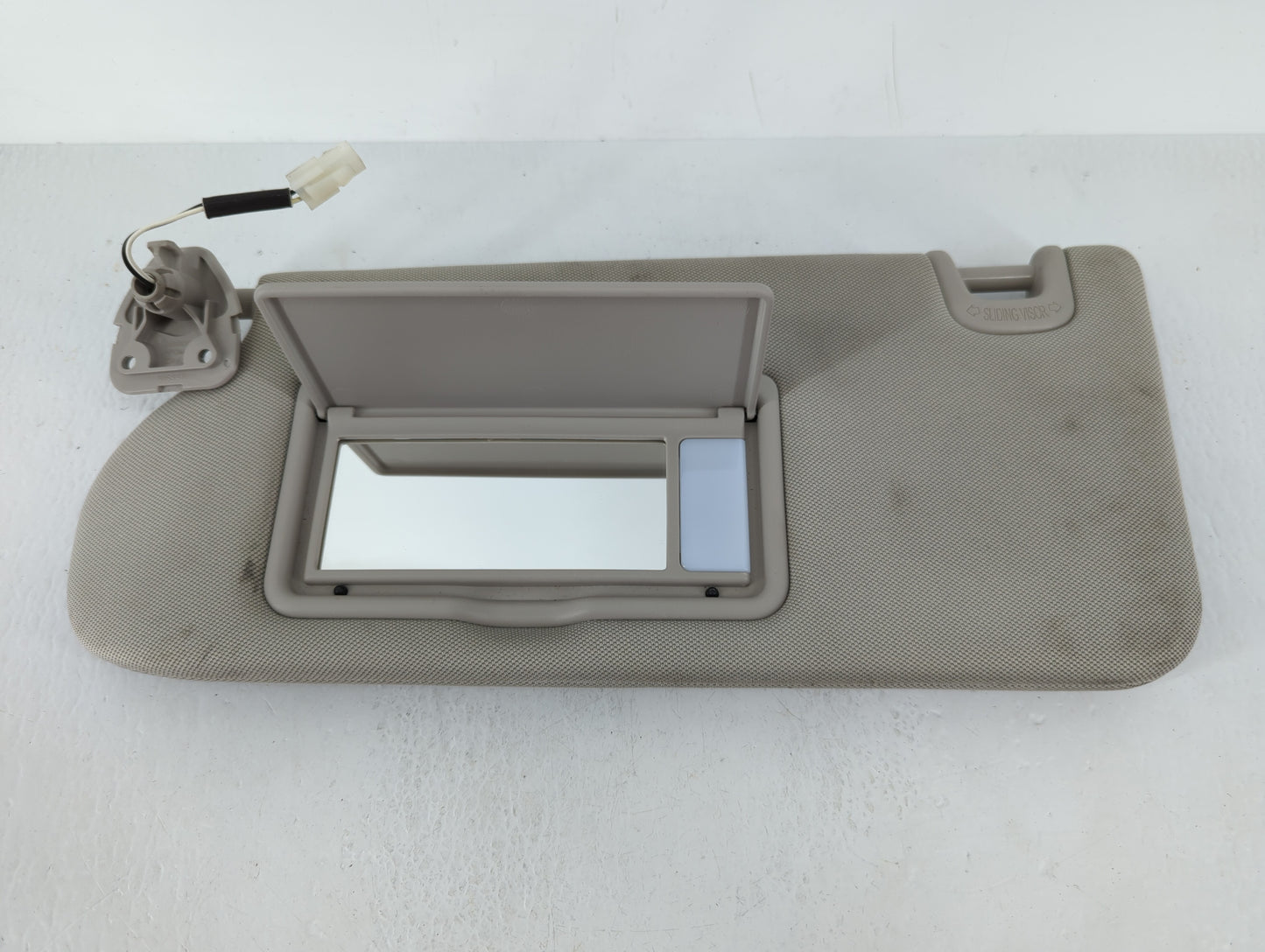2023 Nissan Murano Sun Visor Shade Replacement Driver Left Mirror Fits OEM Used Auto Parts - Oemusedautoparts1.com