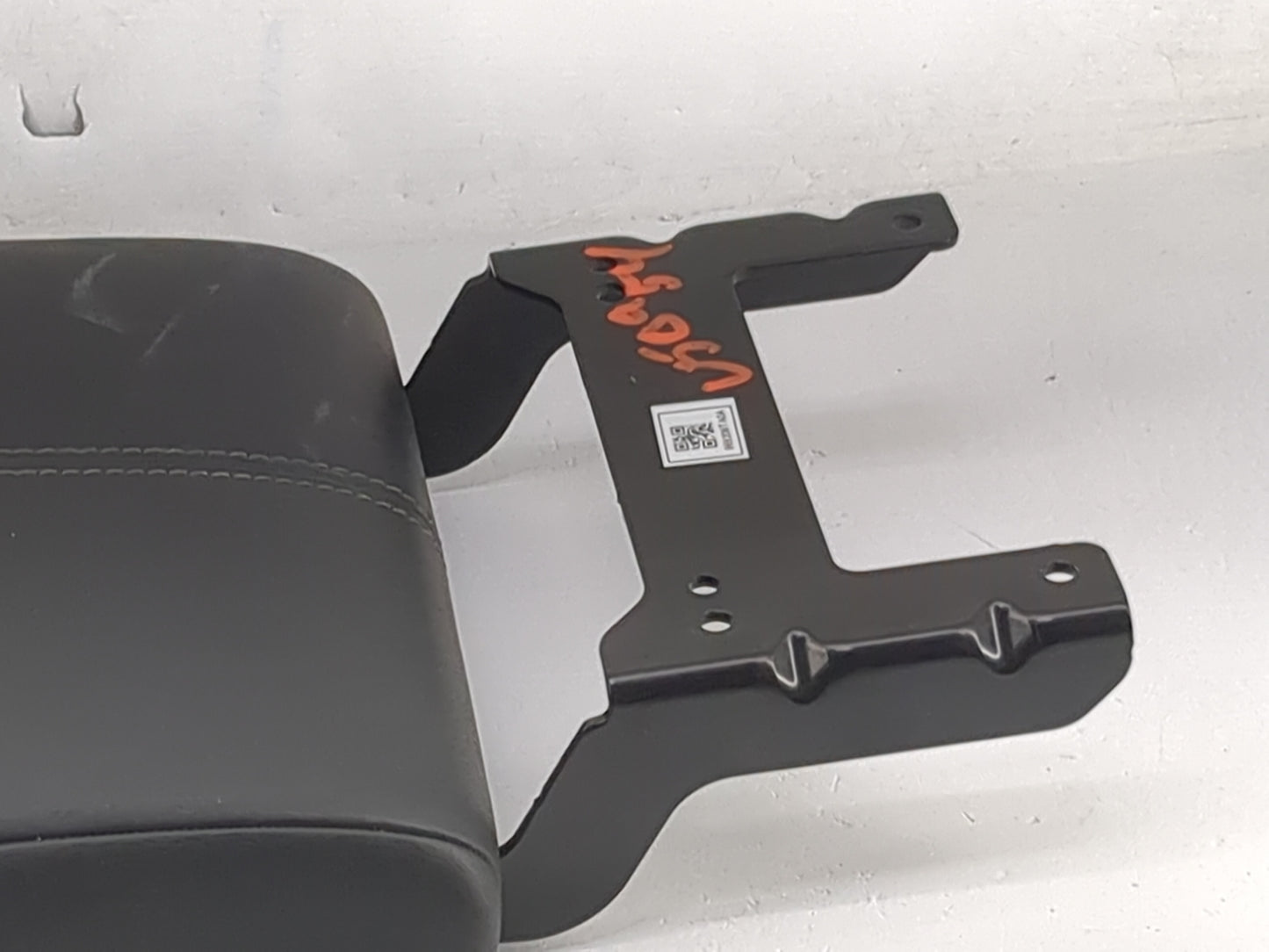 2023 Nissan Pathfinder Center Console Armrest Cover Lid P/N:969206TA0A Fits OEM Used Auto Parts - Oemusedautoparts1.com