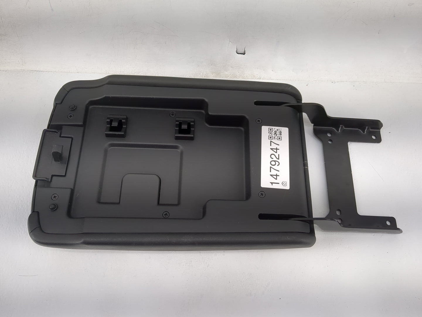 2023 Nissan Pathfinder Center Console Armrest Cover Lid P/N:969206TA0A Fits OEM Used Auto Parts - Oemusedautoparts1.com