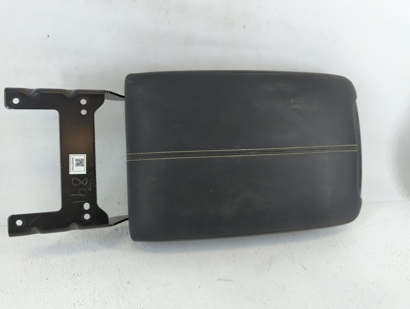 2023 Nissan Pathfinder Center Console Armrest Cover Lid Fits OEM Used Auto Parts - Oemusedautoparts1.com