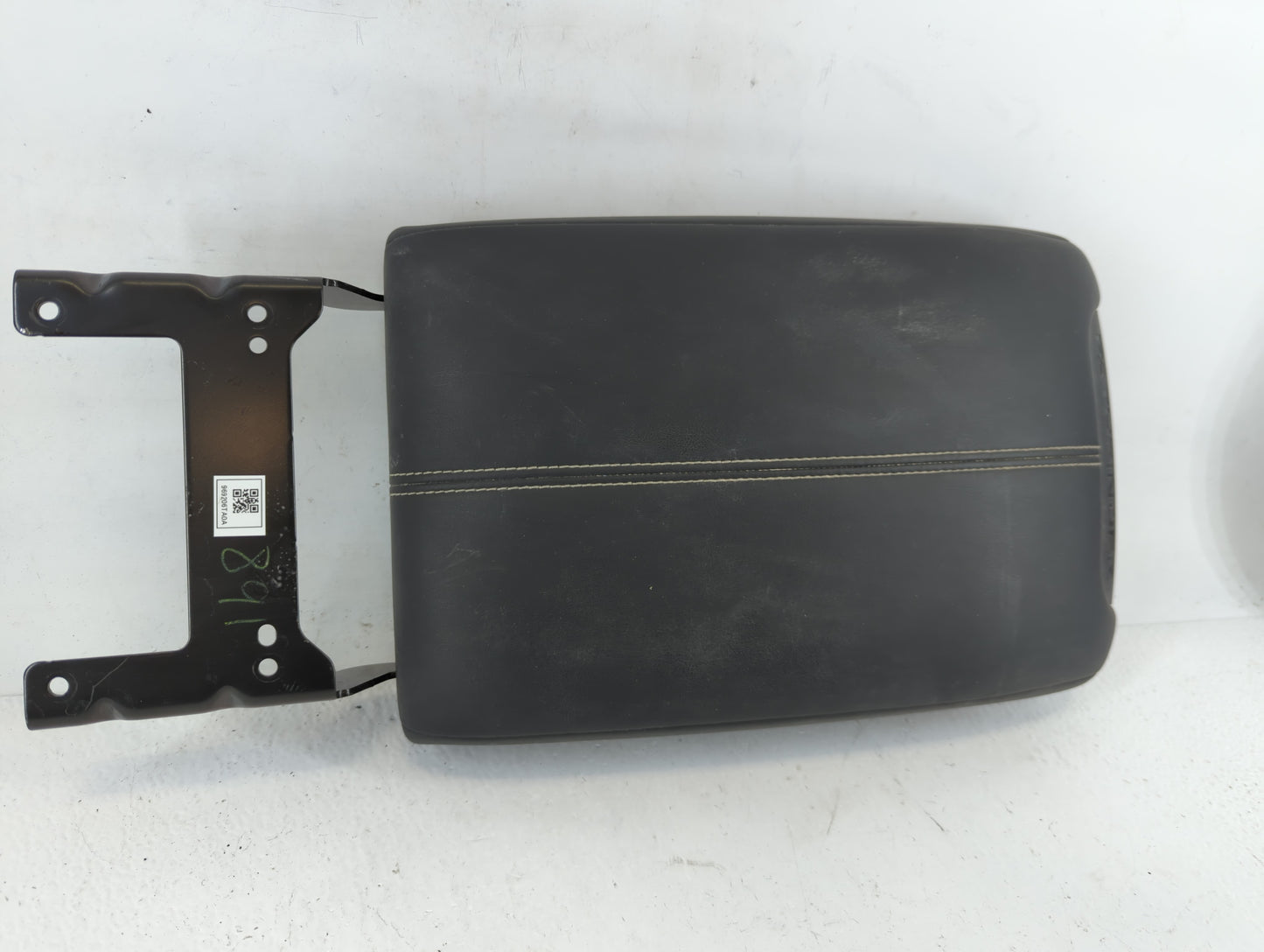2023 Nissan Pathfinder Center Console Armrest Cover Lid Fits OEM Used Auto Parts - Oemusedautoparts1.com
