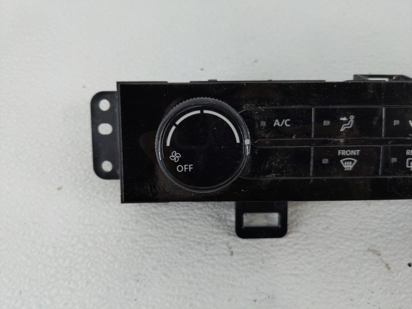 2023 Nissan Rogue Climate Control Module Temperature AC/Heater Replacement P/N:275006RR0D-A 275006RR0D Fits OEM Used Auto Pa