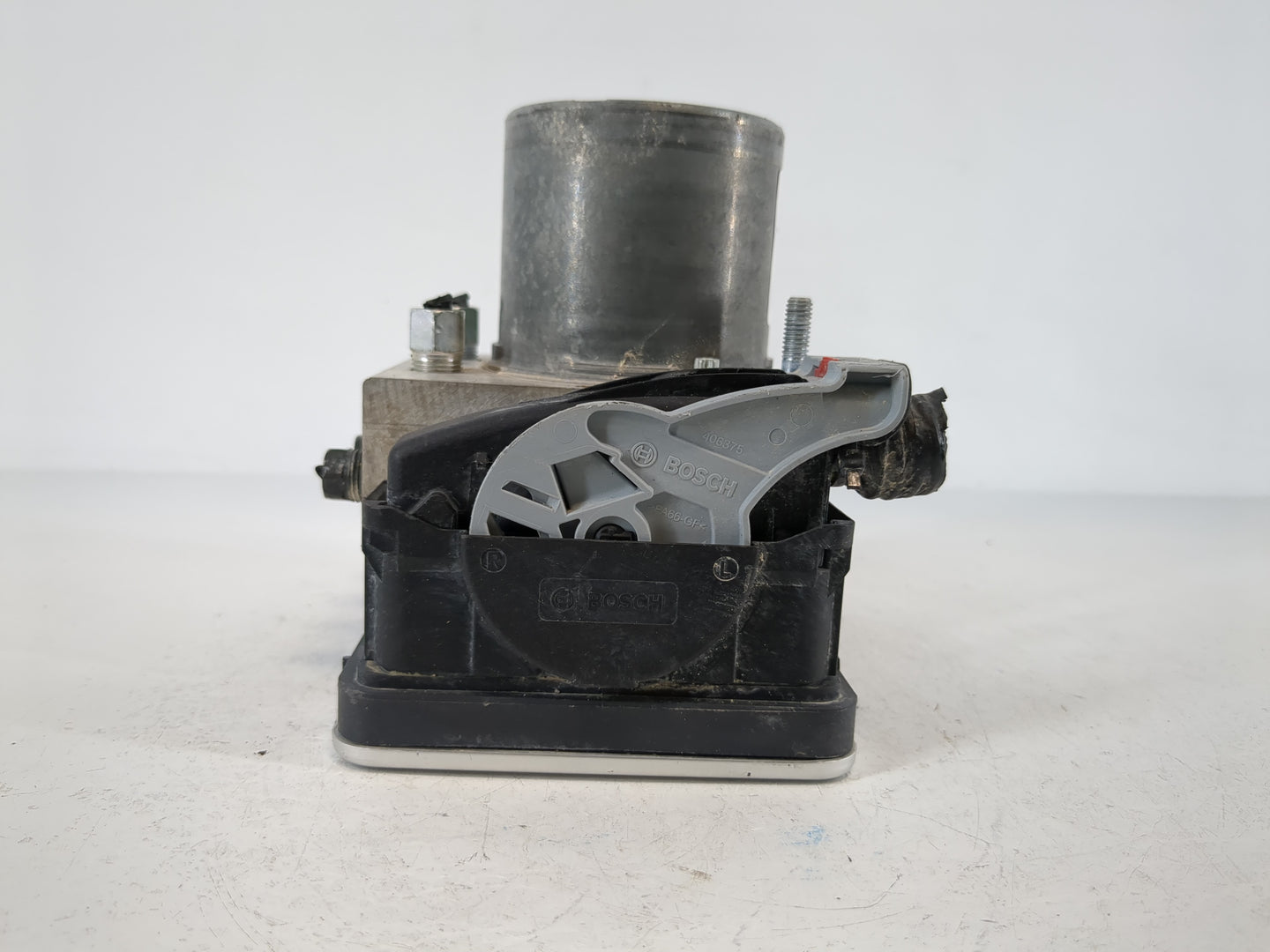 2021-2022 Nissan Rogue ABS Pump Control Module Replacement P/N:47660 6RD0A Fits Fits 2021 2022 OEM Used Auto Parts - Oemused
