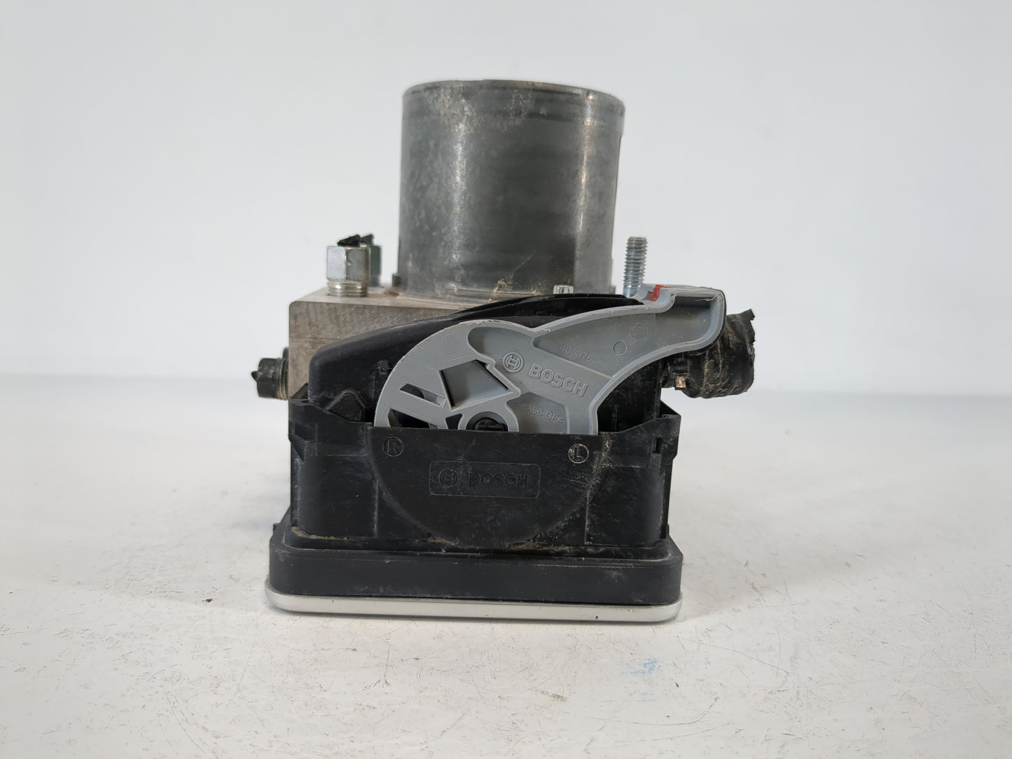 2021-2022 Nissan Rogue ABS Pump Control Module Replacement P/N:47660 6RD0A Fits Fits 2021 2022 OEM Used Auto Parts - Oemused