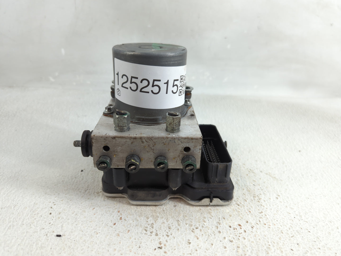 2021-2022 Nissan Rogue ABS Pump Control Module Replacement Fits Fits 2021 2022 OEM Used Auto Parts - Oemusedautoparts1.com