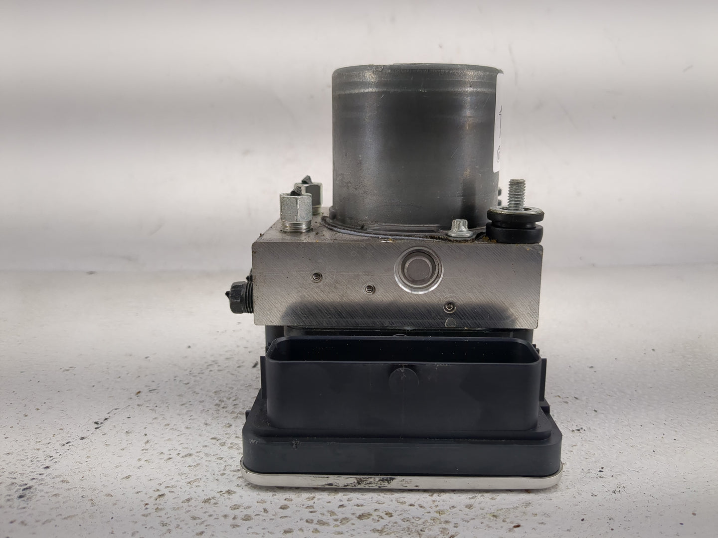 2021-2022 Nissan Rogue ABS Pump Control Module Replacement P/N:47660 6RA7B Fits Fits 2021 2022 OEM Used Auto Parts - Oemused