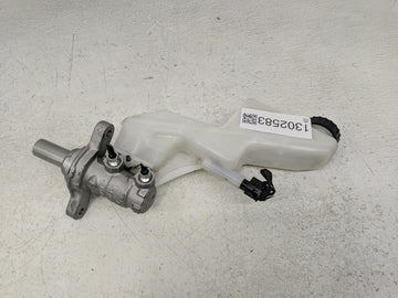 2021-2022 Nissan Rogue Brake Master Cylinder - Oemusedautoparts1.com