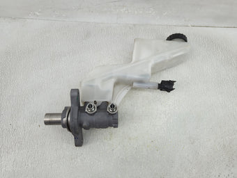 compare product 2021-2022 Nissan Rogue Brake Master Cylinder 1310377