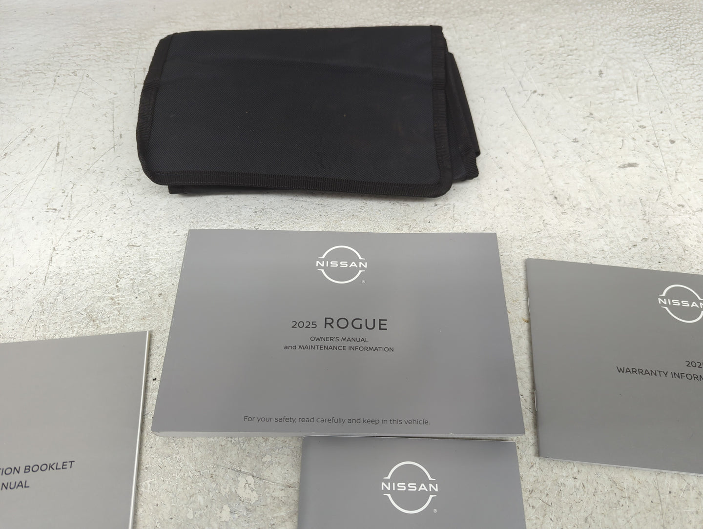 2023 Nissan Rogue Owners Manual Book Guide OEM Used Auto Parts - Oemusedautoparts1.com