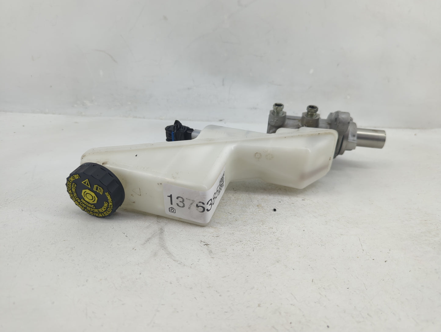 2021-2022 Nissan Rogue Brake Master Cylinder - Oemusedautoparts1.com