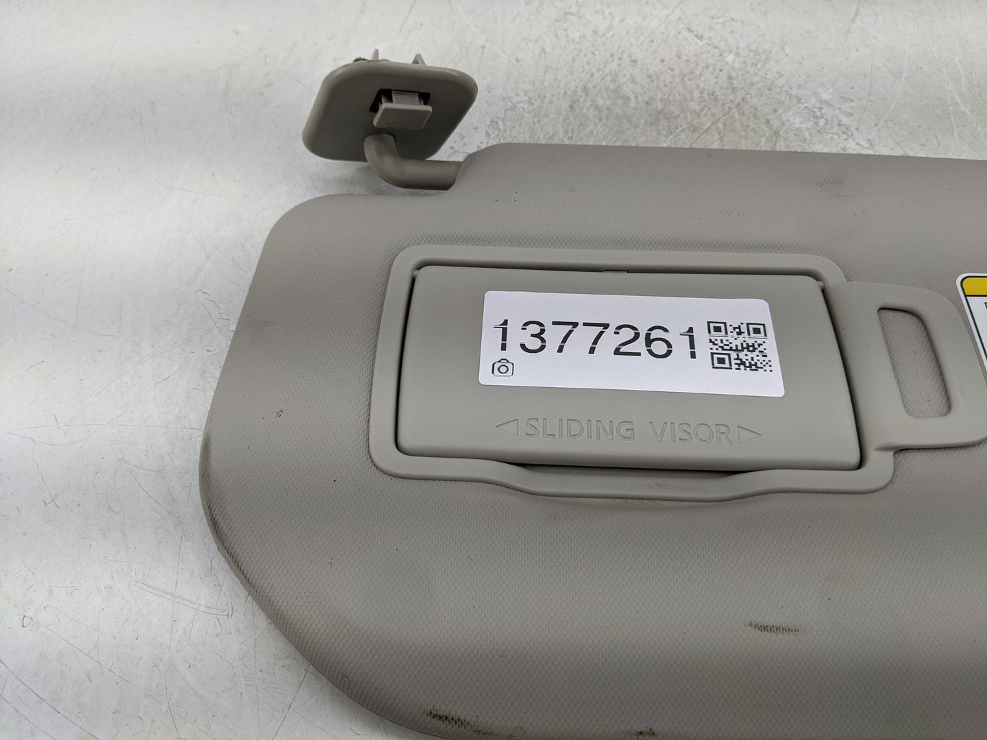 2021-2022 Nissan Rogue Sun Visor Shade Replacement Driver Left Mirror Fits Fits 2021 2022 OEM Used Auto Parts - Oemusedautop