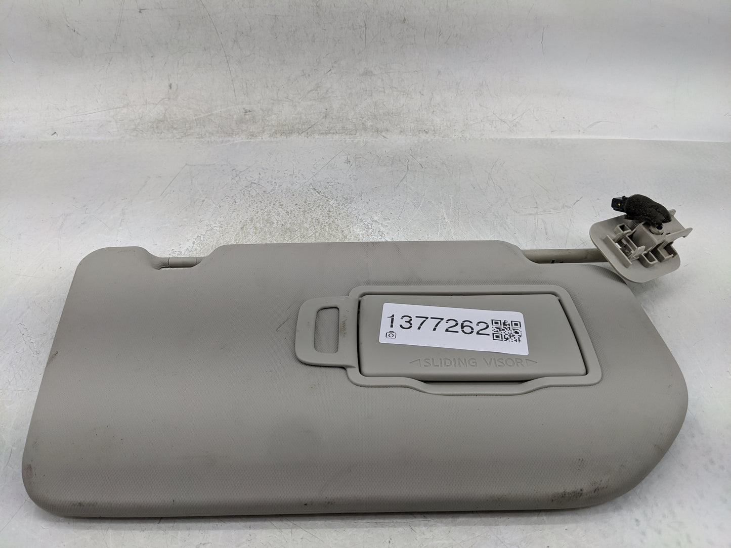 2021-2022 Nissan Rogue Sun Visor Shade Replacement Driver Left Mirror Fits Fits 2021 2022 OEM Used Auto Parts - Oemusedautop
