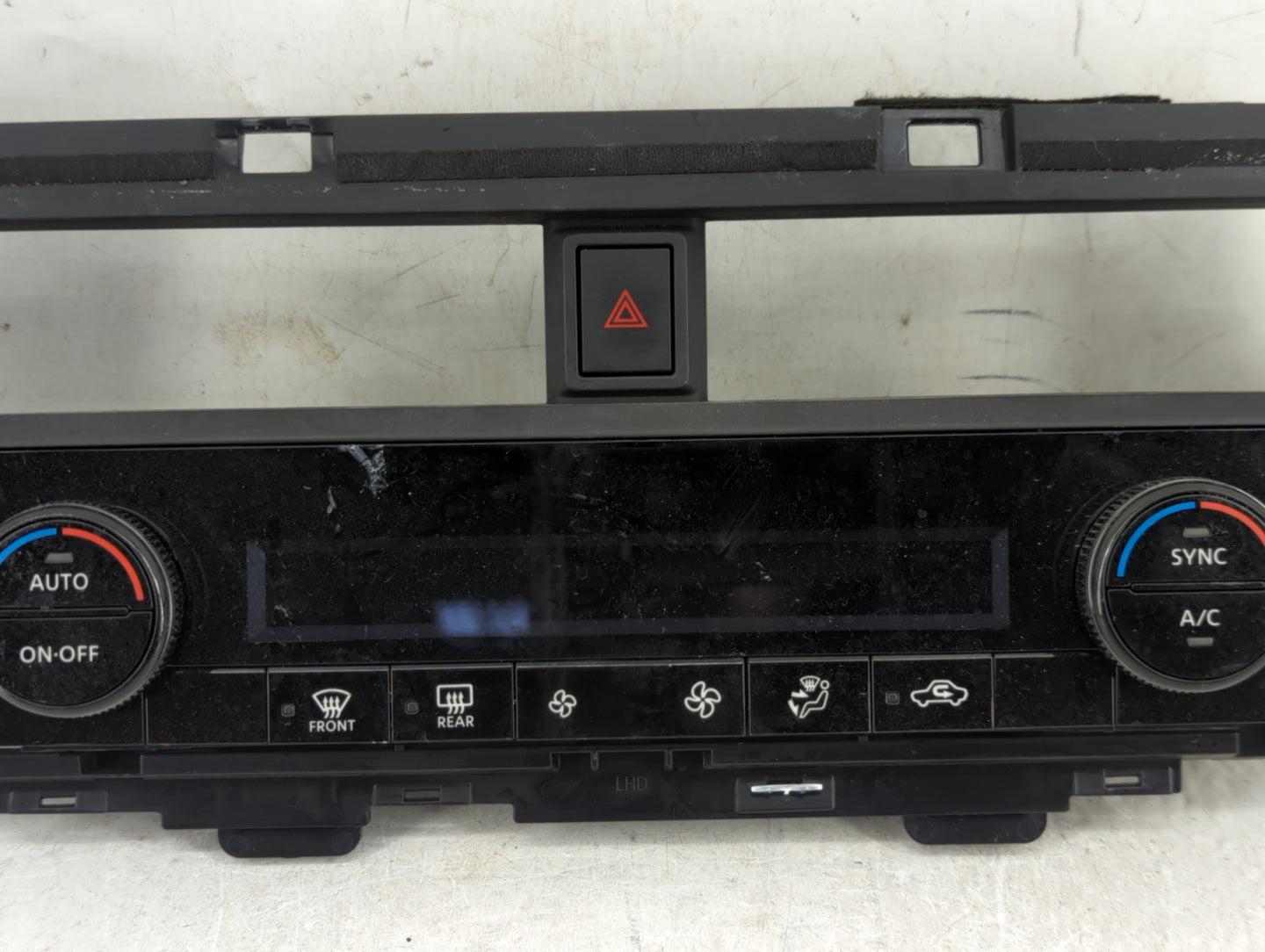 2023 Nissan Rogue Climate Control Module Temperature AC/Heater Replacement P/N:275006RK1B Fits OEM Used Auto Parts - Oemused