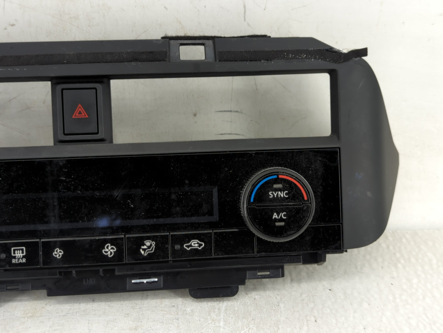 2023 Nissan Rogue Climate Control Module Temperature AC/Heater Replacement P/N:275006RK1B Fits OEM Used Auto Parts - Oemused