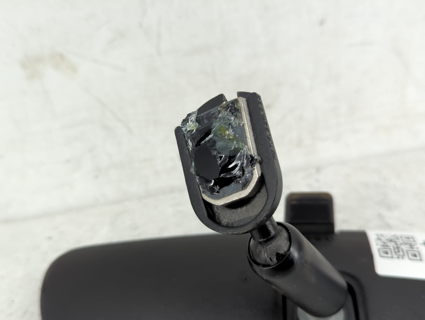 2014-2022 Nissan Rogue Interior Rear View Mirror Replacement OEM Fits OEM Used Auto Parts - Oemusedautoparts1.com