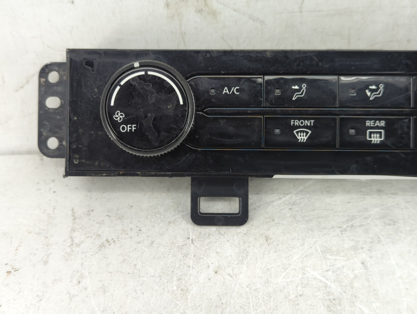 2023 Nissan Rogue Climate Control Module Temperature AC/Heater Replacement P/N:275006RR0A Fits OEM Used Auto Parts - Oemused