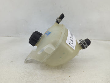 2021-2022 Nissan Rogue Radiator Coolant Overflow Expansion Tank Bottle