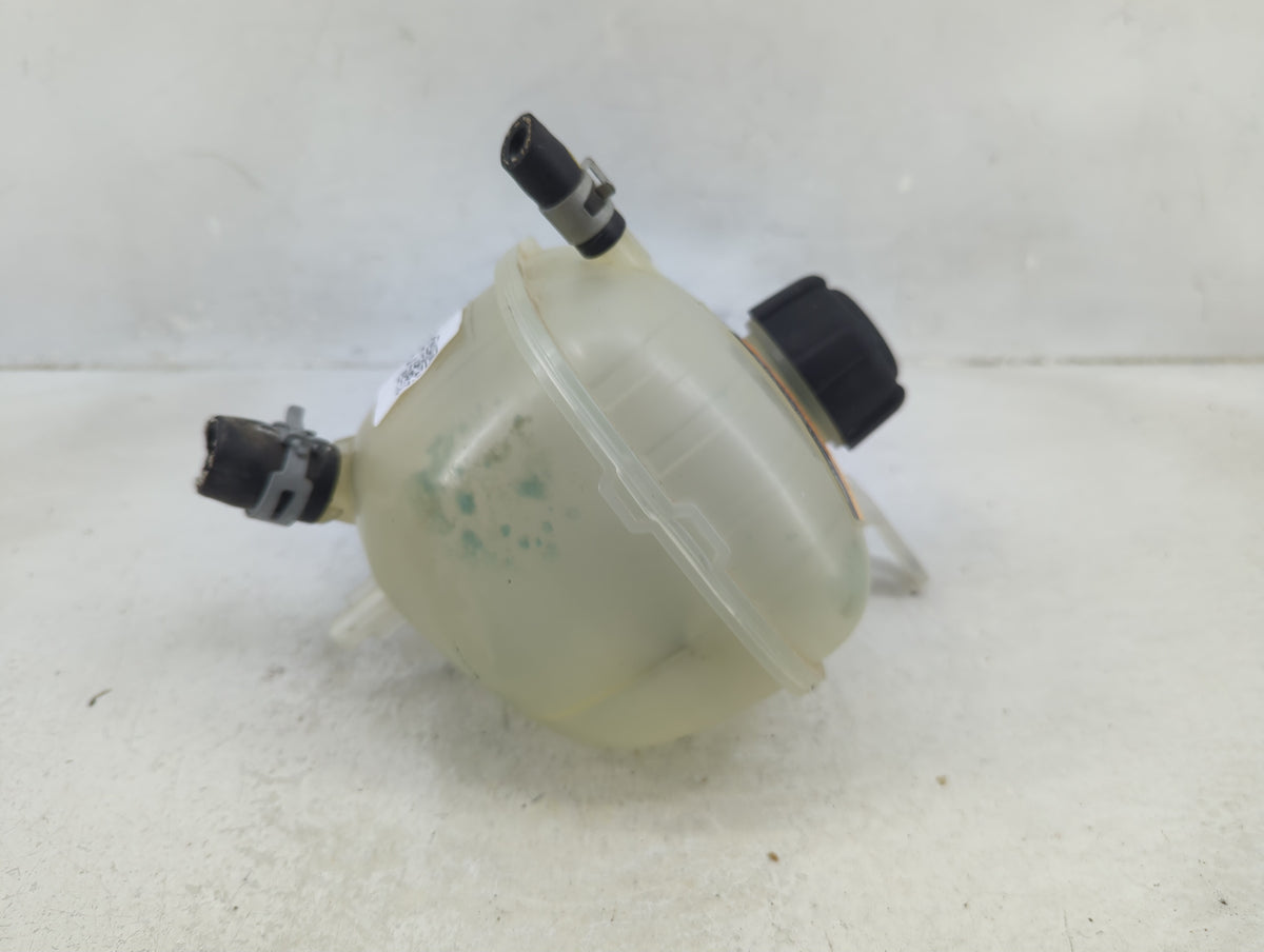 2021-2022 Nissan Rogue Radiator Coolant Overflow Expansion Tank Bottle 1389866 - Oemusedautoparts1.com